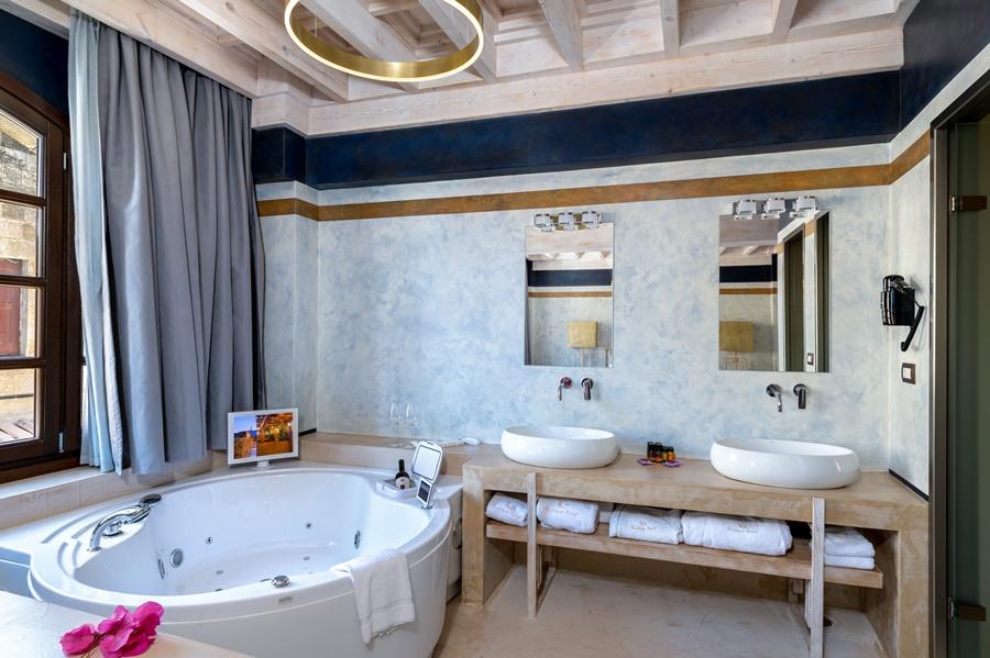 10Gr Hotel And Wine Bar - Adults Only Rhodes City المظهر الخارجي الصورة