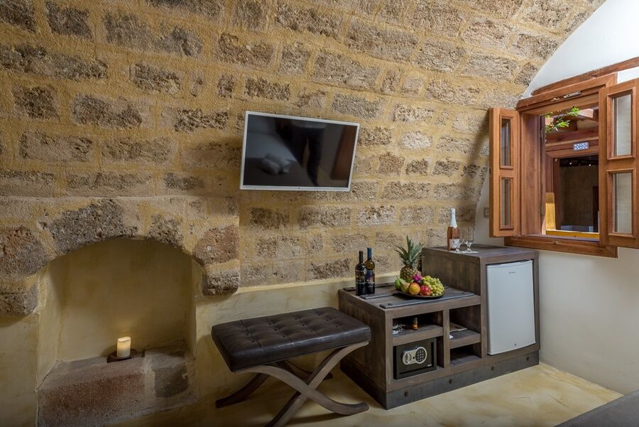 10Gr Hotel And Wine Bar - Adults Only Rhodes City المظهر الخارجي الصورة